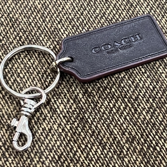 Coach Accessories - EUC Coach Keychain